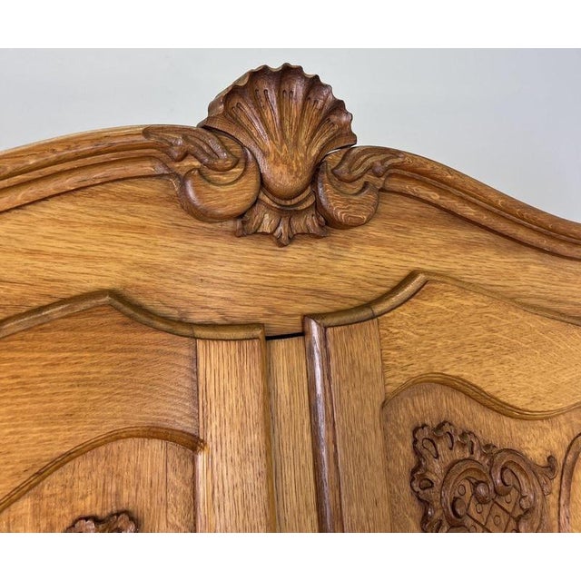 Vintage French Louis XVI Style Carved Oak 4-Door Wardrobe For Sale - Image 6 of 14