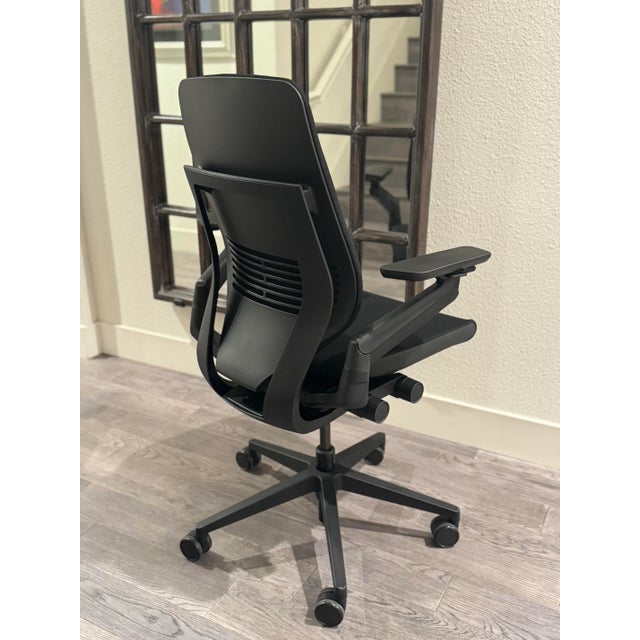 Textile Steelcase Gesture Office Chair For Sale - Image 7 of 9