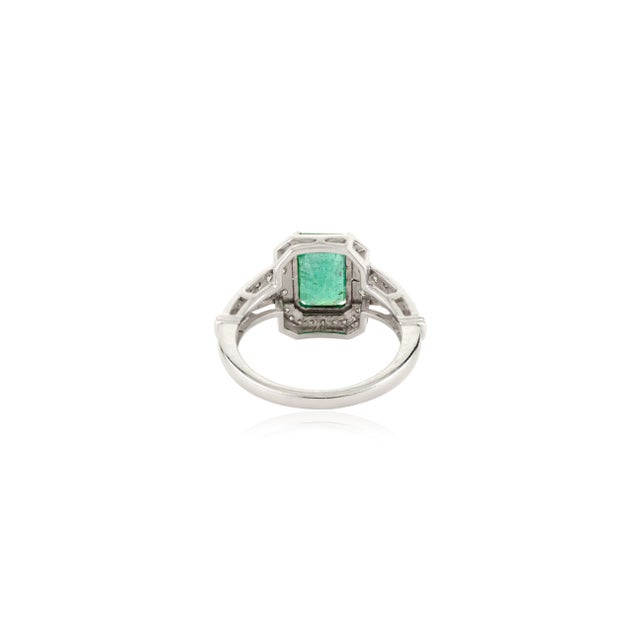 Green Certified Zambian Emerald Statement Ring in 14k Gold Size 5 For Sale - Image 8 of 12