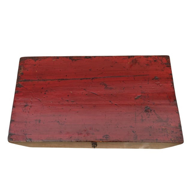 1920s Vintage Chinese Hand-Painted Coffer Box For Sale - Image 5 of 7