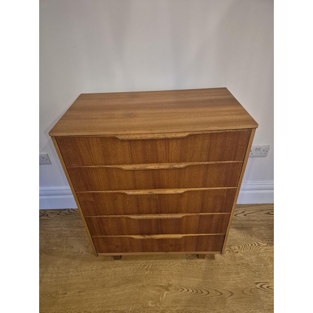 Mid-Century Teak Chest of Drawers attributed to Austinsuite, 1960s For Sale - Image 4 of 17
