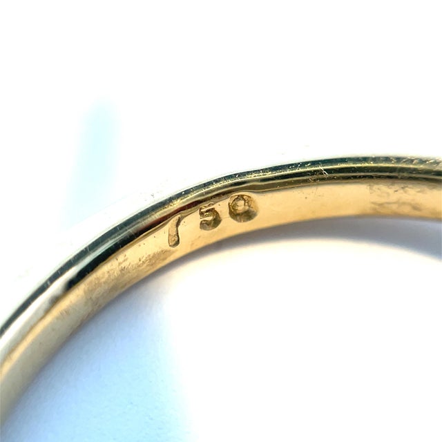GIA-Certified 1.81ctw Oval Diamond Ring in 18k Yellow Gold, Size 6.75 For Sale - Image 4 of 4