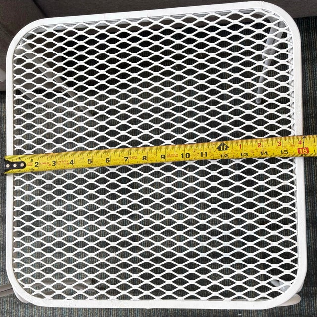 Salterini Vintage Mid-Century Modern Wrought Iron & Mesh Nesting Patio Side Tables - Set of 2 For Sale - Image 4 of 11