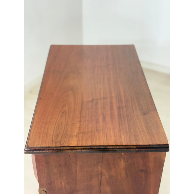 Antique Gründerzeit Walnut Veneer and Brass Fittings Vertiko Chest of Drawers, 1900 For Sale - Image 6 of 11