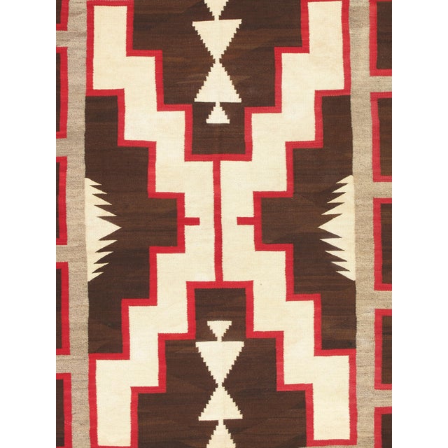 A rare and striking Navajo Rug early 20th-century Navajo weaving, Crystal-style For Sale - Image 4 of 16