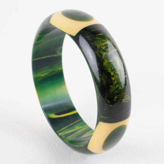 Forest Green Belle Kogan Bakelite Bracelet Bangle with Laminated Elongated Dots For Sale - Image 8 of 9