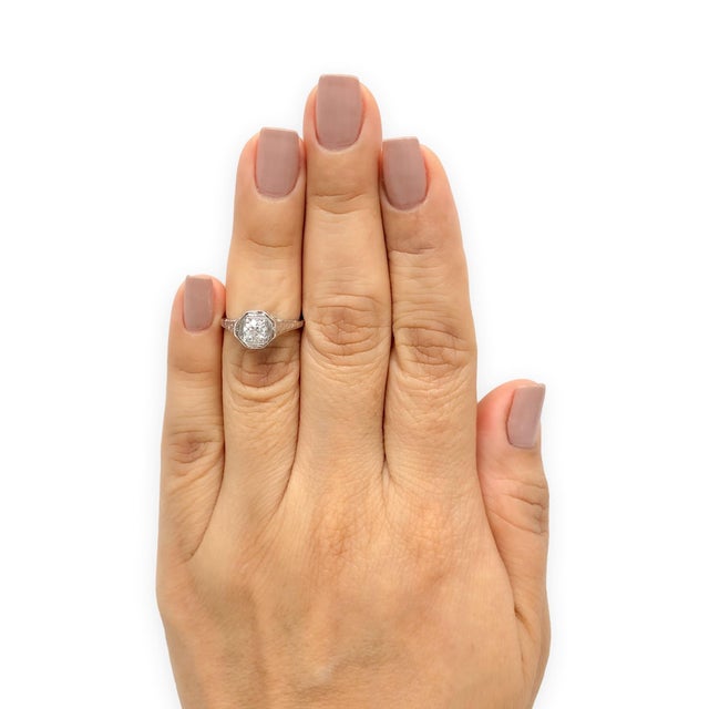 Antique Art Deco 14k White Gold Diamond Engagement Ring, Size 4.75 For Sale - Image 9 of 12