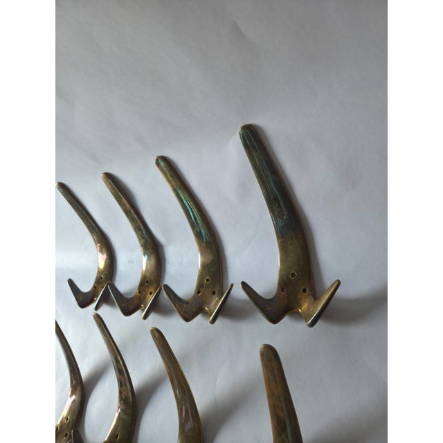 Mid-Century Modern Brass Model 4056 Wall Hooks from Carl Auböck, 1950s, Set of 9 For Sale - Image 3 of 8