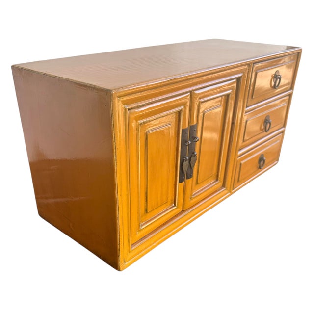 Chinoiserie 1950s Mid Century Asian Yellow Lacquer Wood Tansu Chest For Sale - Image 3 of 12