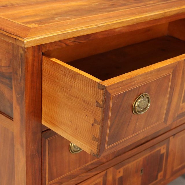 Chest of Drawers in Mahogany For Sale - Image 3 of 9