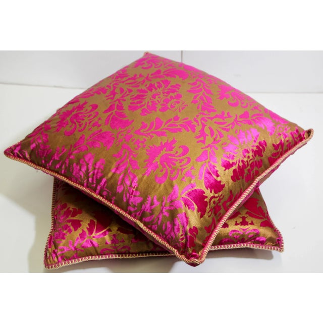 Late 20th Century Moroccan Oversized Pink and Gold Floor Pillow Cushion For Sale - Image 5 of 13