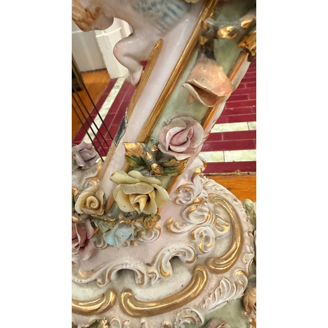 Mid-20th Century Italian Capodimonte-Style Porcelain Floral Harp Table Lamps – Pair For Sale - Image 11 of 14