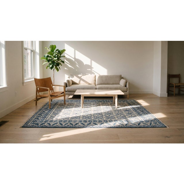 Early 20th Century 1930s Blue White Floral Antique N. Indian Agra Cotton Carpet 4'6" X 7' Handknotted Rug For Sale - Image 5 of 7