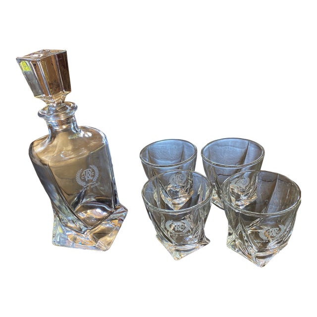 Mid 20th Century Sons of Grant Royal Vintage Crystal Cut Whiskey Decanter & 4 Glass Tumbler Set | 5-Piece Barware For Sale