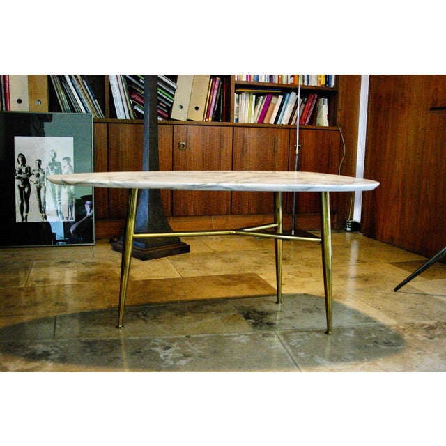 Italian Coffee Table in Carrara Marble and Brass, 1965 For Sale - Image 10 of 11