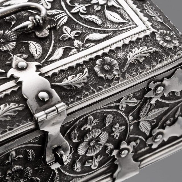 Antique Indian Madras Silver Casket, 1890 For Sale - Image 15 of 18