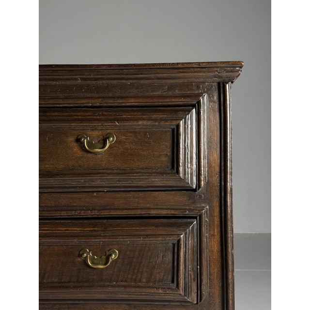 English Chest of Drawers in Oak, 1600s For Sale - Image 16 of 18