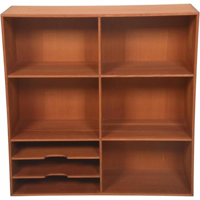 Bookcase in Oregon Pine by Mogens Koch, 1970s For Sale - Image 11 of 11