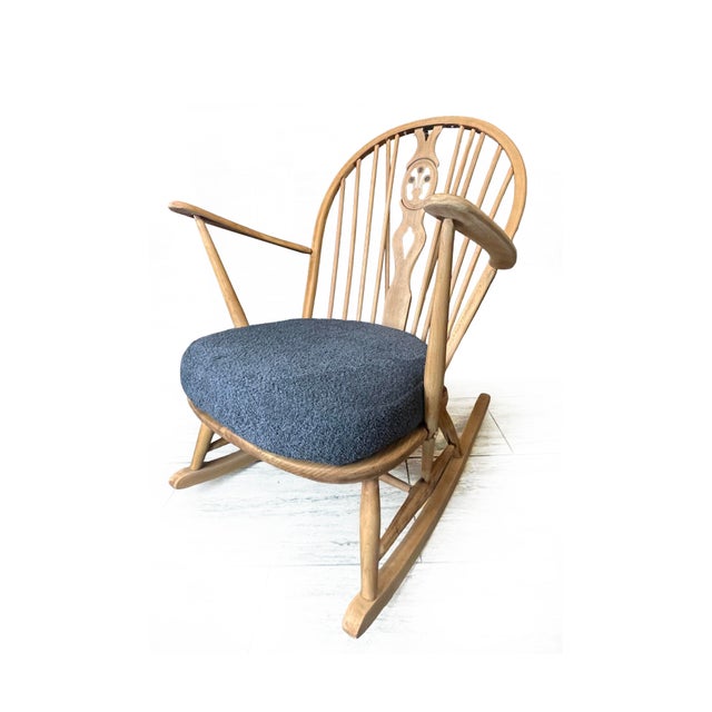 Mid-Century Modern Elm Wood Rocking Chair from Ercol, 1970s For Sale - Image 15 of 15