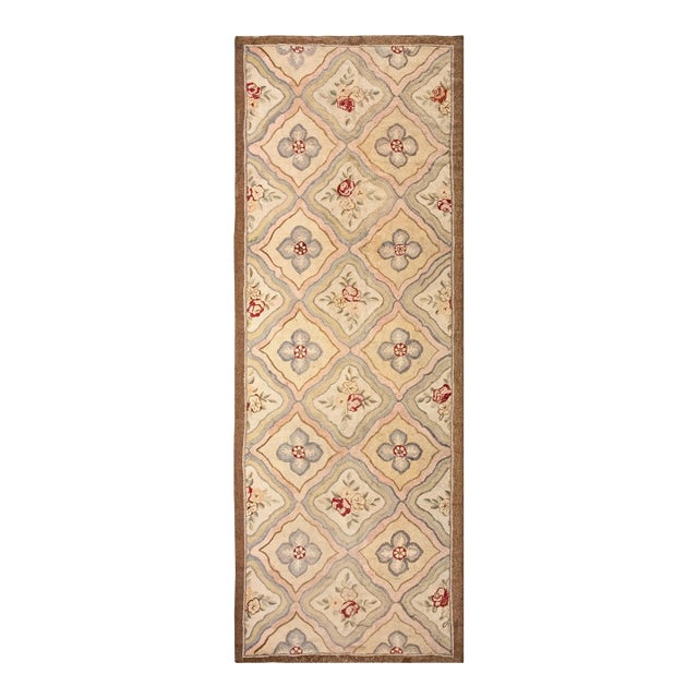 1920s Tan Ecru Floral Folk Art Antique Canadian Hooked Rug 5'4" X 14'6'' Handknotted Wool Carpet For Sale