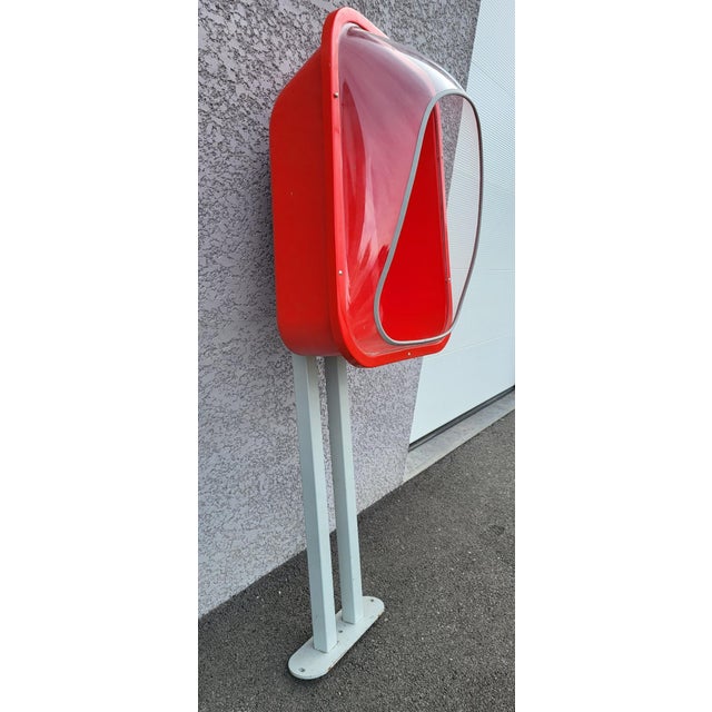 Pil Telephone Booth on Metal Stand, France, 1980, Set of 2 For Sale - Image 6 of 13