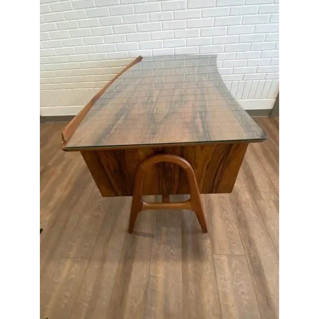 MM Moreddi 1960s Svend Madsen Danish Modern Rosewood Desk For Sale - Image 4 of 9