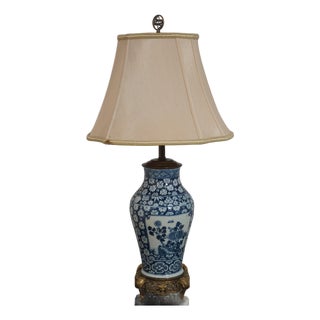 Vintage Chinese Willow Blue & White Porcelain Vase Lamp For Sale