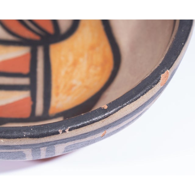 Signed Santo Domingo Pueblo Bowl With Bird by Warren Coriz For Sale In Indianapolis - Image 6 of 9