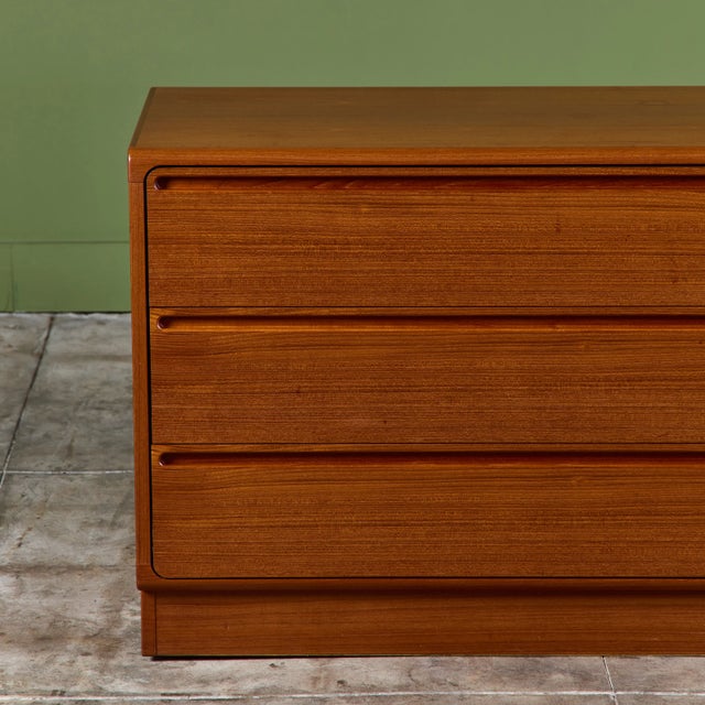 Six Drawer Teak Dresser by Nils Jonsson for Tørring Møbelfabrik For Sale - Image 9 of 17