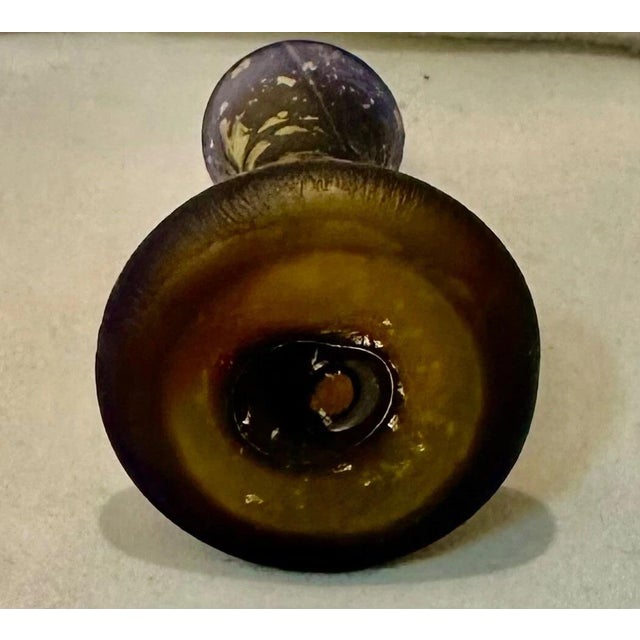 1900s Miniature Cameo Glass Case signed De Vez For Sale In New York - Image 6 of 6