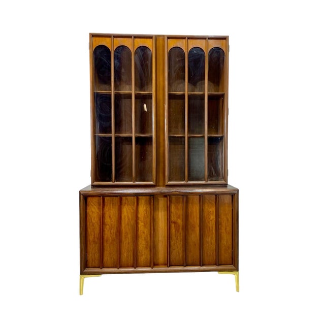 1960s Mid Century Modern Keller Furniture Colonnade Walnut China Hutch