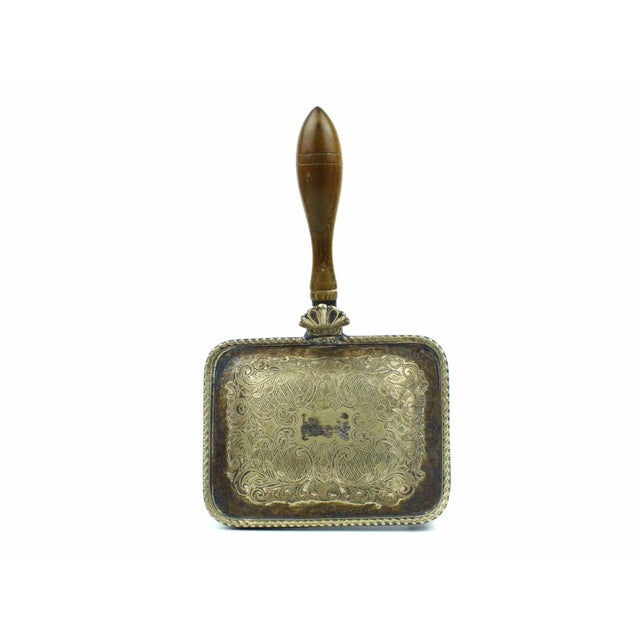 Mid 20th Century English Silver Plated Crumb Catcher Silent Butler Helper Pan With Wooden Handle For Sale - Image 4 of 7