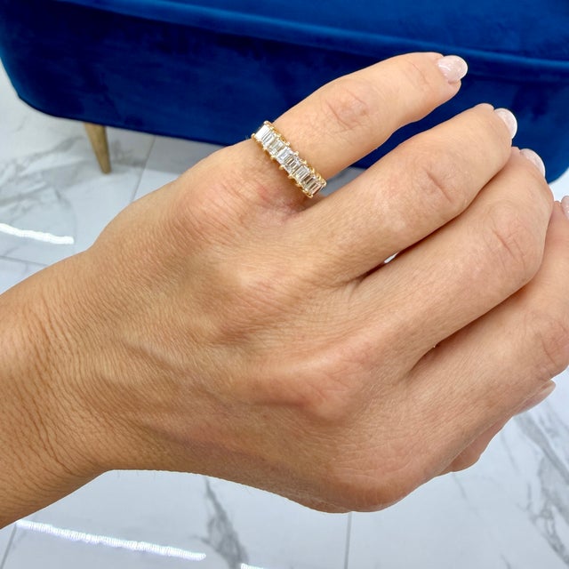 Gold 18k Yellow Gold 0.58ct Baguette Diamond Half Eternity Band Ring, Size 4.75 For Sale - Image 8 of 8