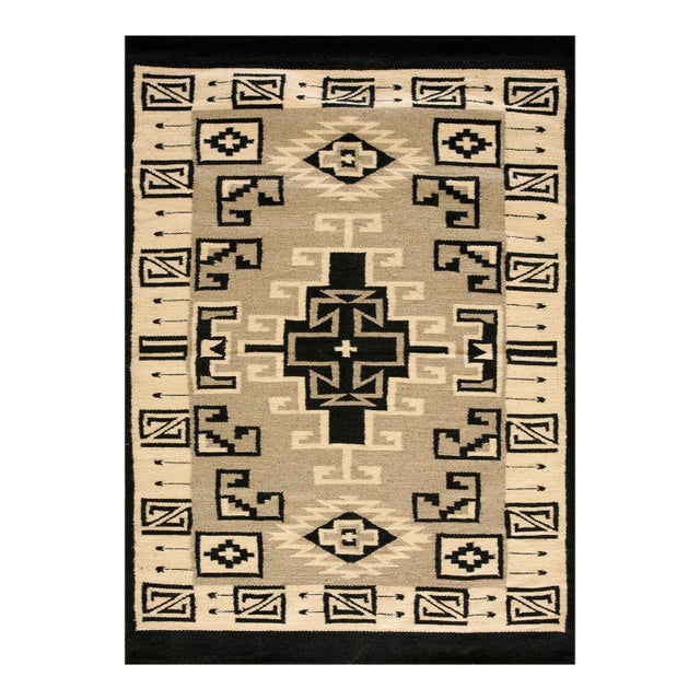 1940s Gray Geometric Mid-20th Century American Navajo Carpet 4' X 5'8'' Flatweave Wool Rug For Sale