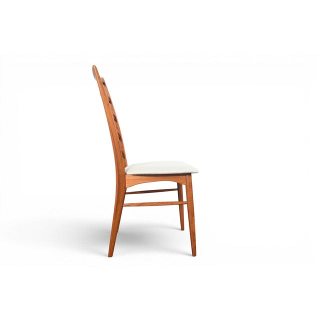 Mid-Century Modern Mid 20th Century Set of Eight 'Lis' Highback Dining Chairs in Teak For Sale - Image 3 of 15