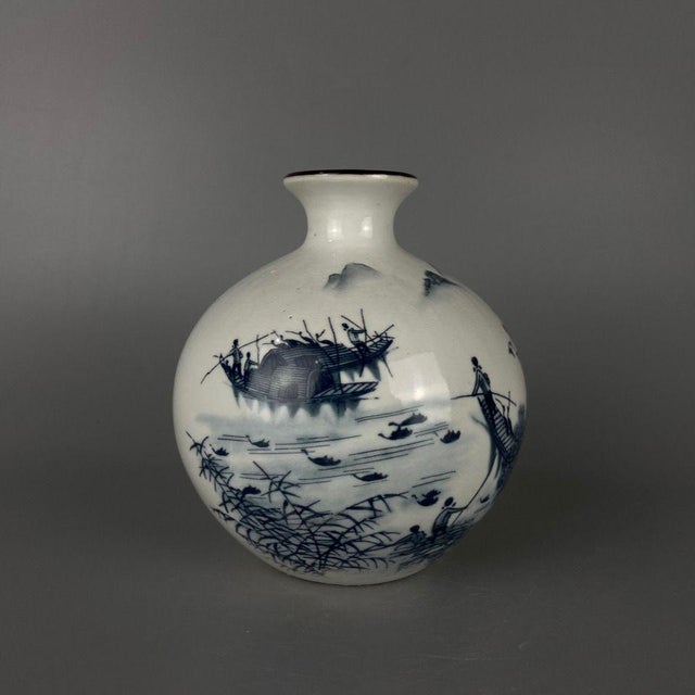 Dimensions: Height 16cm (6.30") x Body Diameter 13.5cm (5.31") x Mouth Diameter 5.5cm (2.17") Material: Glazed Porcelain,...
