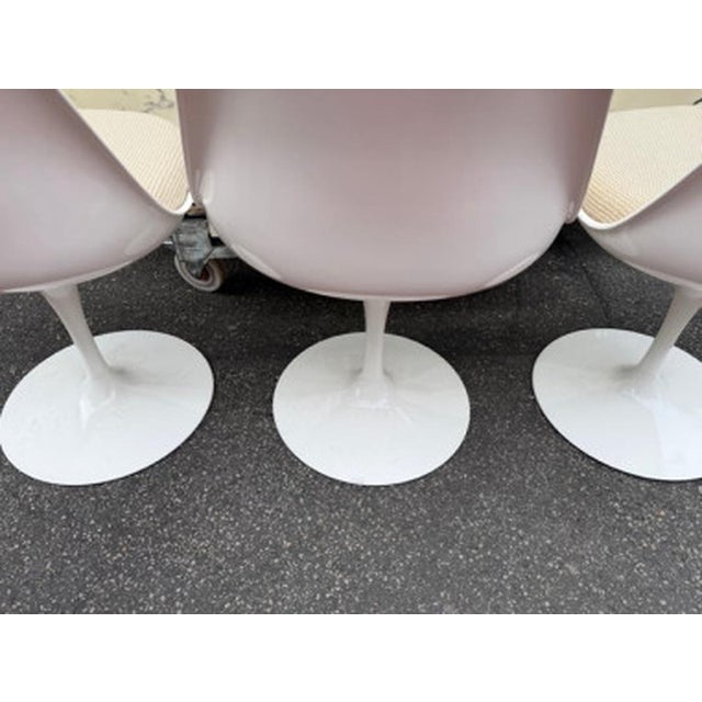 Plastic Tulip Swivel Chairs by Eero Saarinen for Knoll International, 1980s, Set of 4 For Sale - Image 7 of 12