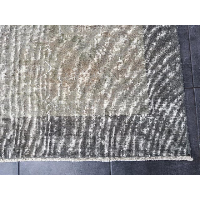 Boho Chic Bohemian Anatolian Floor Rug, 1960 For Sale - Image 3 of 11