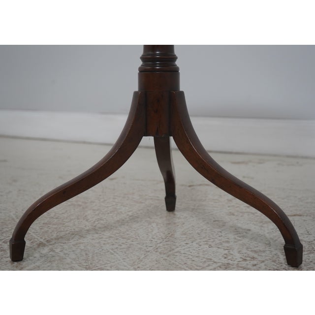 Kittinger Cw-135 Colonial Williamsburg Tilt Top Table For Sale - Image 13 of 17