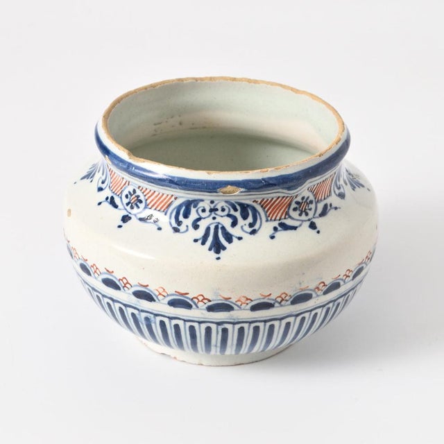 Antique French Faience Bowl from Rouen, 1700s For Sale - Image 4 of 7