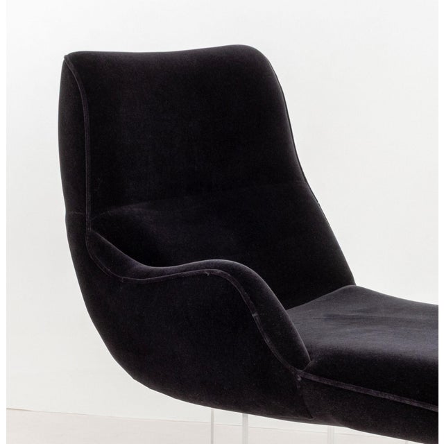 Textile Vladimir Kagan Erica Chaise Longue, Model P6910-L For Sale - Image 7 of 10