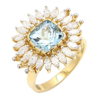 1.25 Ct Diamond 3.6 Ct Aquamarine Cocktail Ring in 18k Yellow Gold Size 7 For Sale