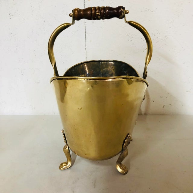 1970s Footed Hammered Brass Container With Lions Head Handle Mounts For Sale - Image 4 of 8