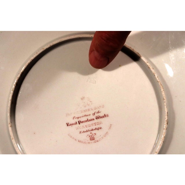 Flight, Barr & Barr Worcester Armorial Porcelain Claret-Ground Dessert Plates- A Set of Twelve For Sale - Image 11 of 13