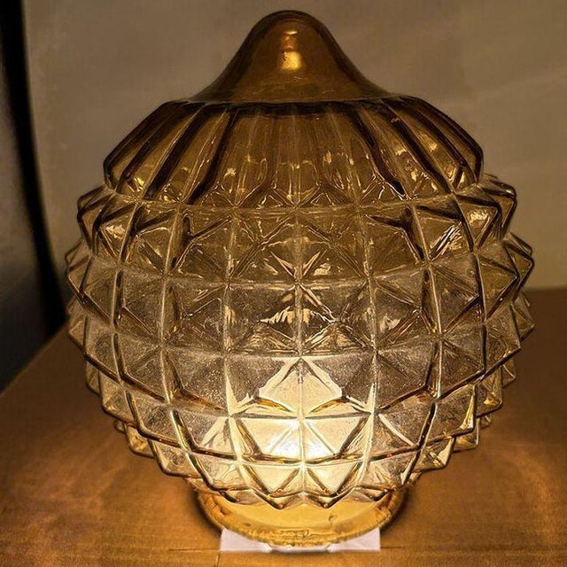 1970s Modern Mediterranean Style Hand Blown Glass Globe with Beveled Squares For Sale - Image 10 of 10