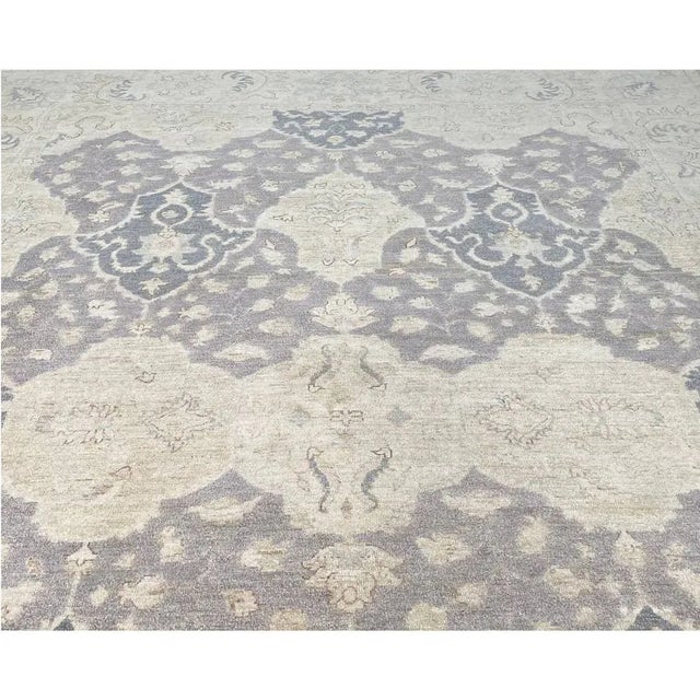 1990s Handwoven Pakistani Peshawar Area Rug 10x14 For Sale In Dallas - Image 6 of 8