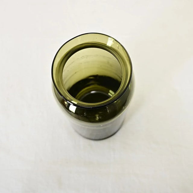 French 18th Century Green Glass Picking Jar For Sale - Image 4 of 9