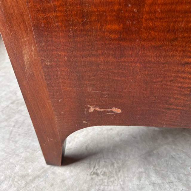 Drexel Drexel Federal Style Transitional Mid 20th Century Dresser 4-Drawer For Sale - Image 4 of 12