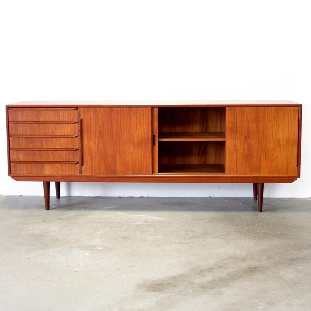 1950s Danish Teak Sideboard For Sale In Boston - Image 6 of 17