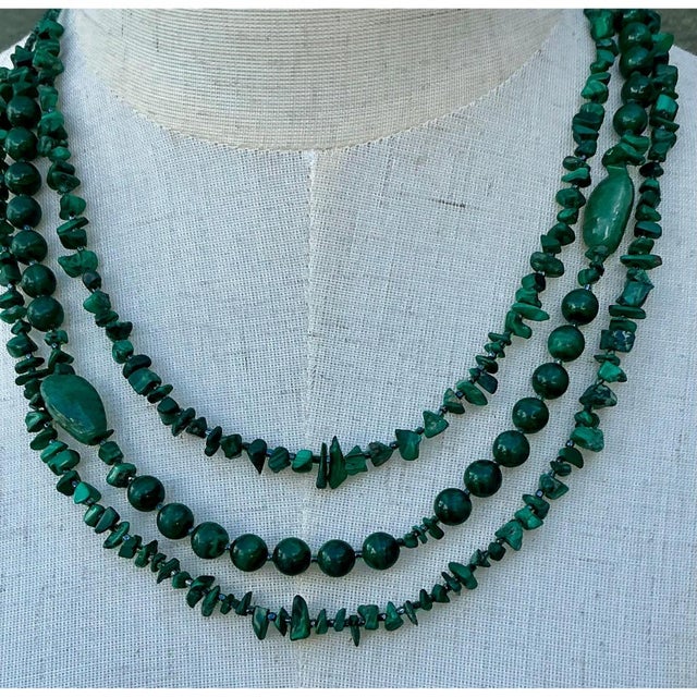 Mid 20th Century Vintage Boho Malachite Three-Stranded Necklace For Sale - Image 5 of 12